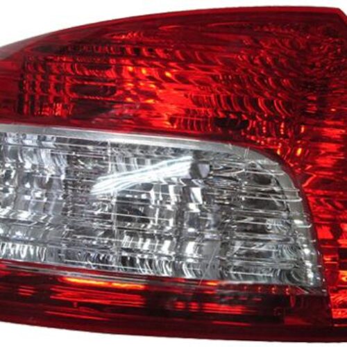 Piloto trasero izquierdo Peugeot 407 2009-2011